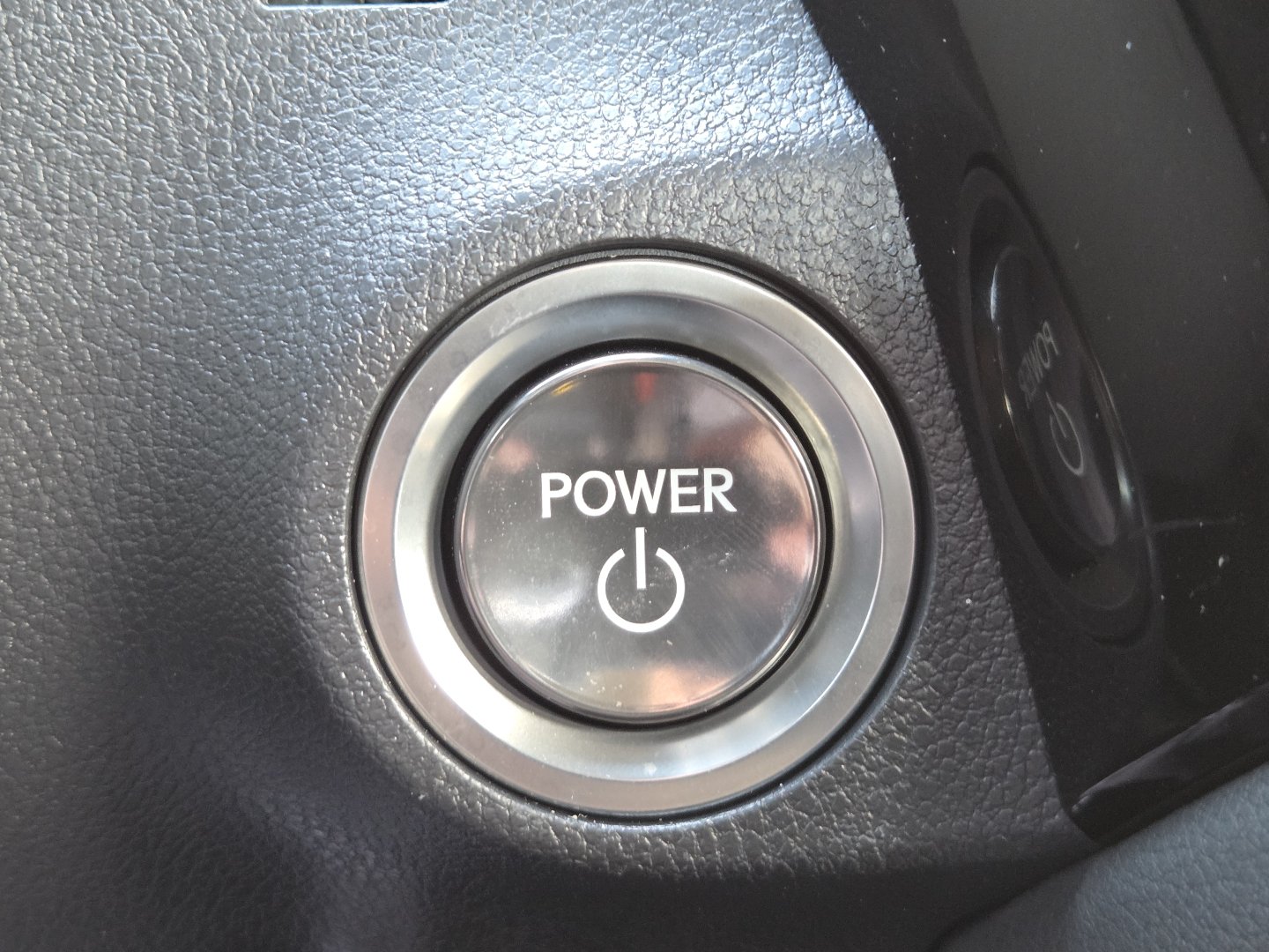 Used 2025 Lexus ES 300h w/ Premium Package FWD image 35