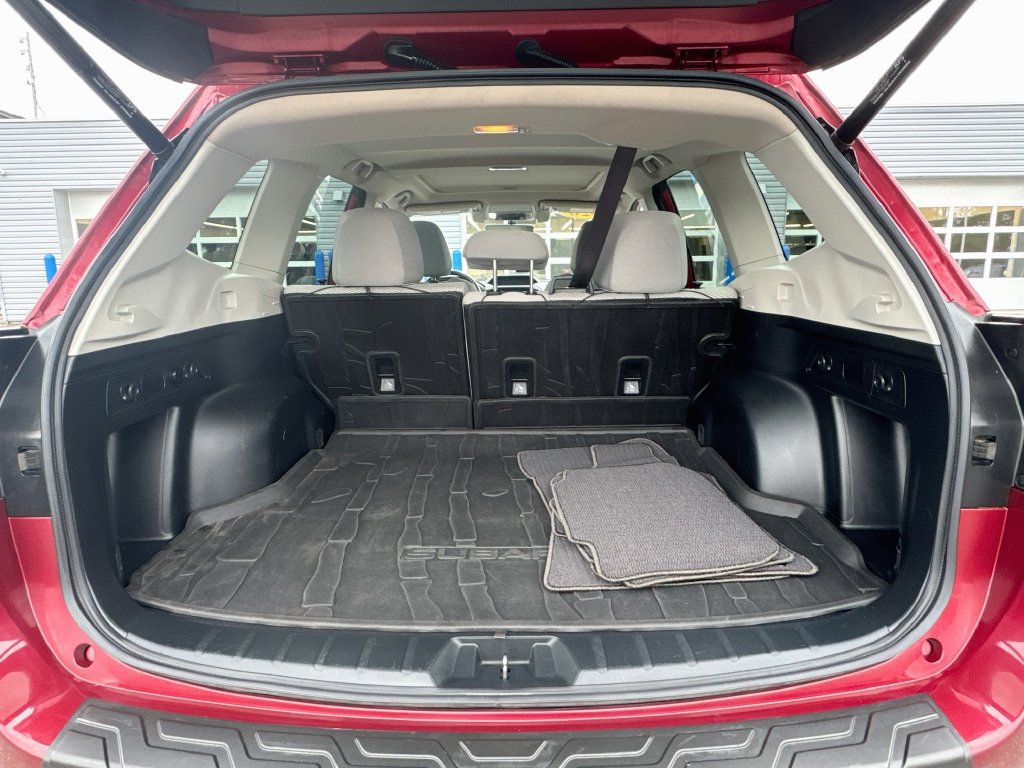 Used 2020 Subaru Forester Premium AWD/4WD image 25