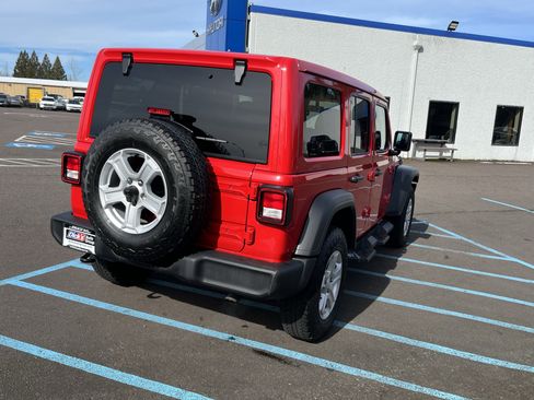 Used 2021 Jeep Wrangler Unlimited Sport w/ Sun And Sound Package image 5