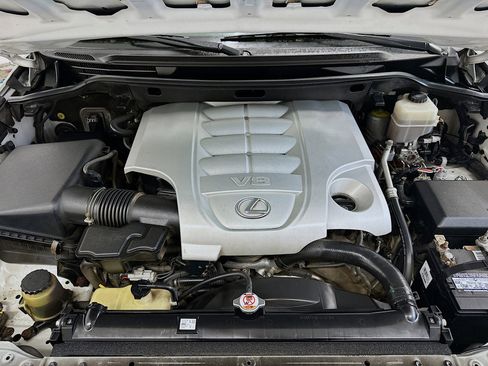 Used 2009 Lexus LX 570 4WD image 34