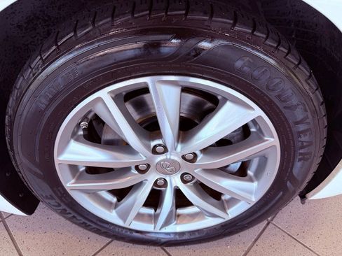 Used 2015 INFINITI Q50 Premium w/ Navigation Package image 16