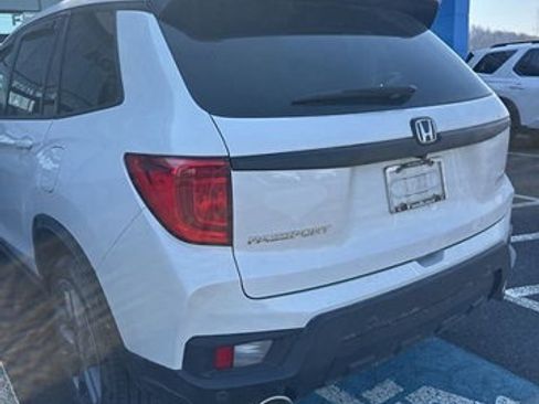 Used 2023 Honda Passport EX-L image 7