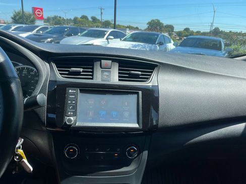 Used 2019 Nissan Sentra S FWD image 15