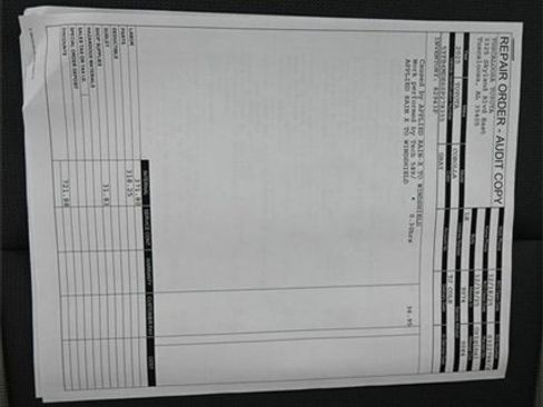 Used 2025 Toyota Corolla LE image 4