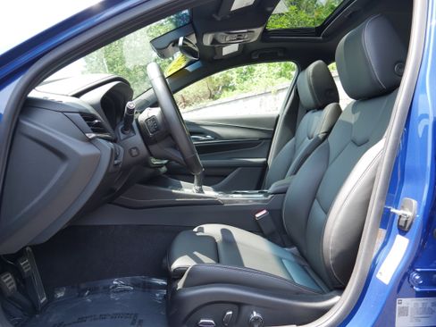 Used 2022 Cadillac CT4 V Blackwing w/ Technology Package RWD image 12