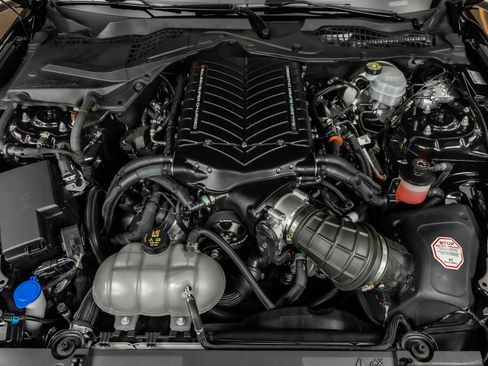 Used 2022 Ford Mustang GT w/ Equipment Group 301A RWD image 3