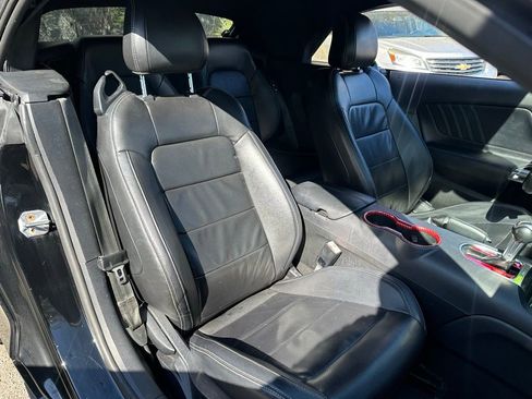 Used 2021 Ford Mustang Premium RWD image 35