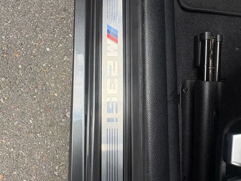 Used 2016 BMW M235i Convertible image 10