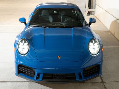 Certified 2025 Porsche 911 Carrera S RWD image 9
