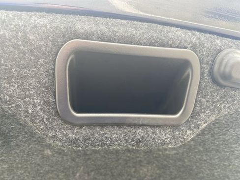 Used 2018 Chevrolet Impala LT image 22