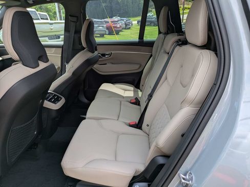 Used 2026 Volvo XC90 B6 Plus w/ Protection Package Premier AWD/4WD image 15