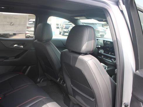 New 2027 Chevrolet Equinox RS w/ Convenience Package III AWD/4WD image 37