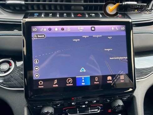 Certified 2022 Jeep Grand Cherokee Trailhawk w/ Advanced Protech Group II AWD/4WD image 91