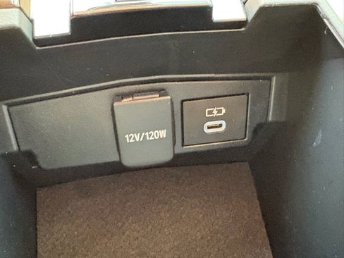 Used 2024 Toyota Corolla XLE FWD image 24