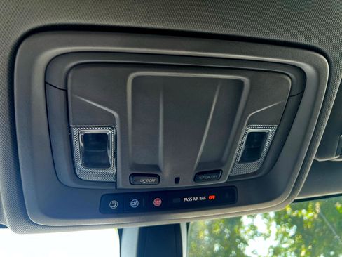 Used 2019 Chevrolet Silverado 1500 RST image 33