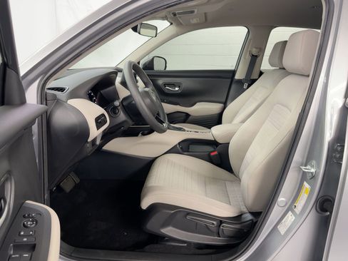 Certified 2023 Honda HR-V LX image 5