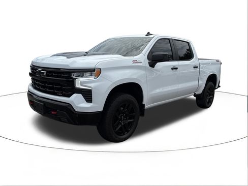 Used 2025 Chevrolet Silverado 1500 LT Trail Boss w/ Protection Package AWD/4WD image 7
