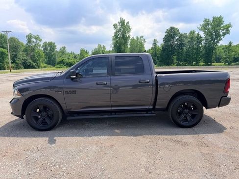 Used 2017 RAM 1500 Sport w/ Convenience Group AWD/4WD image 4