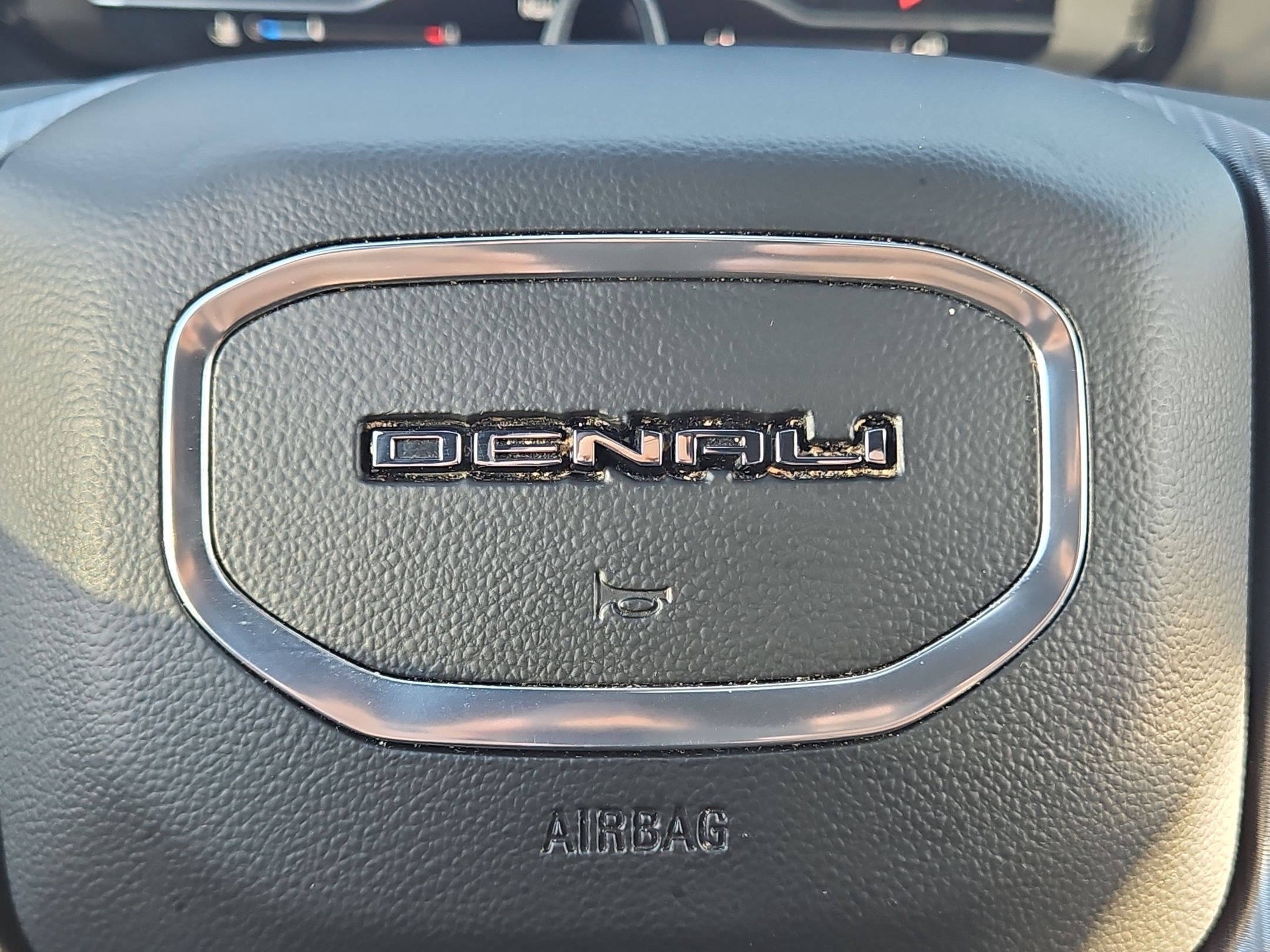 Certified 2023 GMC Yukon Denali Ultimate AWD/4WD image 28