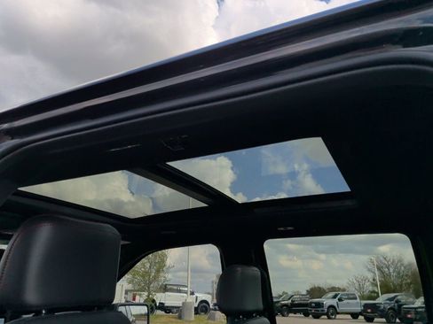 Used 2025 Ford F150 Raptor image 25