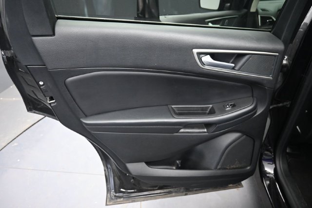 Used 2024 Ford Edge SEL AWD/4WD image 13