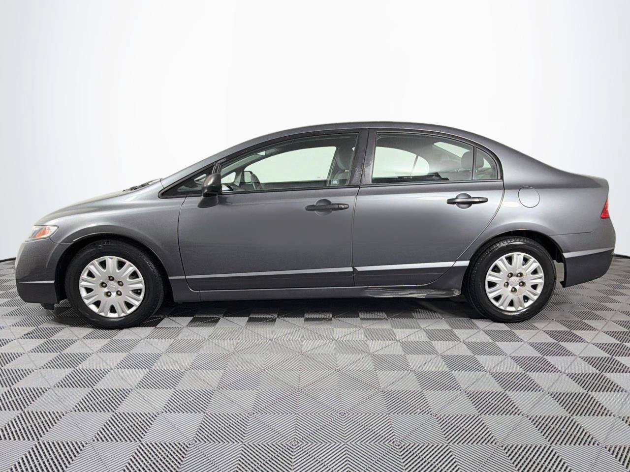 Used 2010 Honda Civic DX-VP image 7