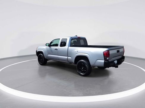 Certified 2022 Toyota Tacoma SR RWD image 5