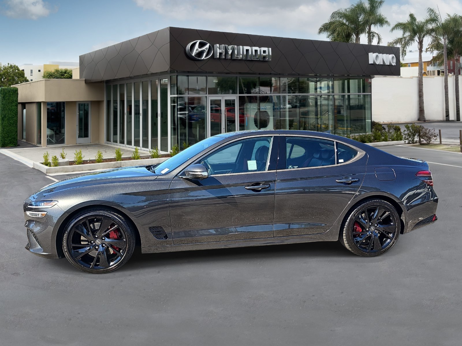 Used 2023 Genesis G70 3.3T w/ Sport Prestige Package RWD image 6