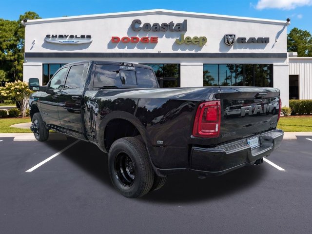 Used 2026 RAM 3500 Laramie AWD/4WD image 6