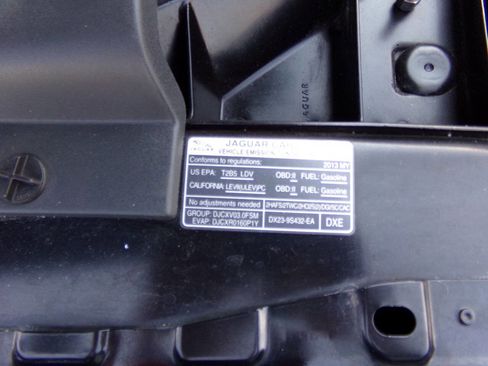 Used 2013 Jaguar XJ AWD image 60