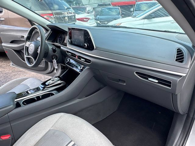 Used 2021 Hyundai Sonata SE FWD image 18