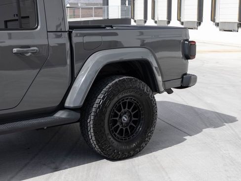 Used 2022 Jeep Gladiator Overland AWD/4WD image 5