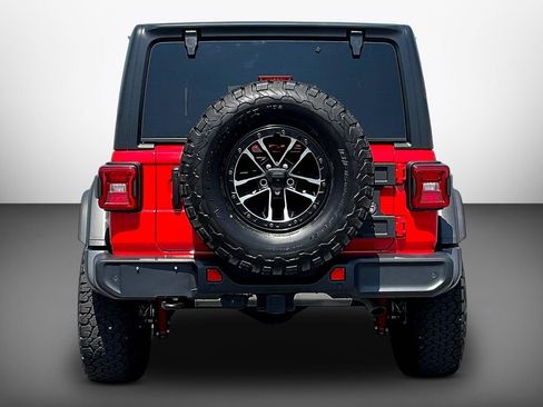 Used 2025 Jeep Wrangler Unlimited Sport AWD/4WD image 5