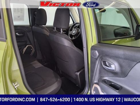 Used 2016 Jeep Renegade 75th Anniversary FWD image 14