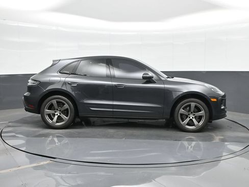 Used 2024 Porsche Macan AWD/4WD image 10