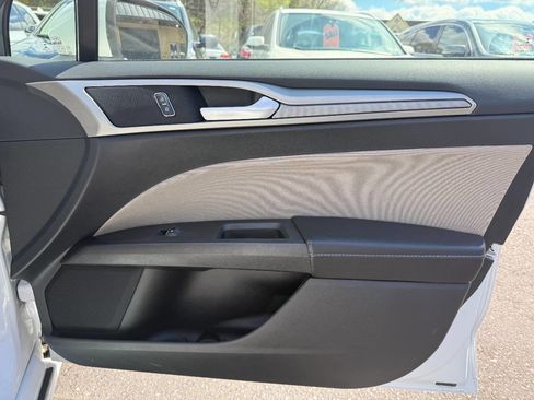 Used 2019 Ford Fusion S image 28