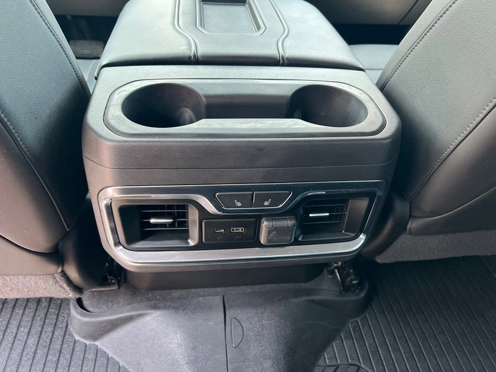 Used 2020 Chevrolet Silverado 1500 LTZ AWD/4WD image 24