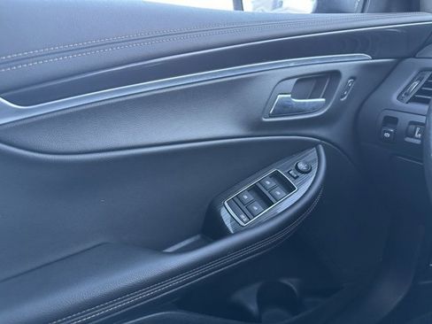 Used 2017 Chevrolet Impala LT image 29