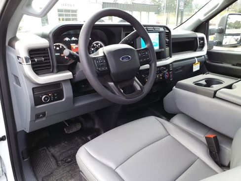 New 2024 Ford F550 2WD Regular Cab Super Duty image 6