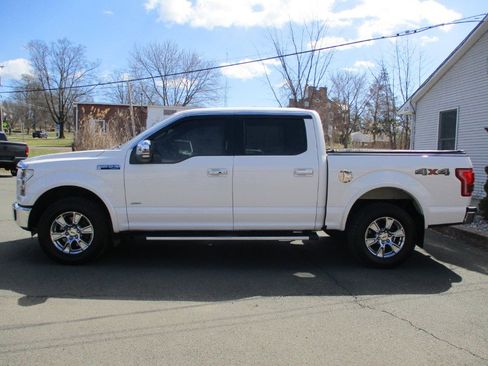 Used 2016 Ford F150 Lariat w/ Equipment Group 502A Luxury image 3