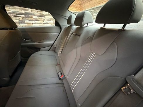 Used 2022 Hyundai Elantra SEL w/ Convenience + Premium Package image 30