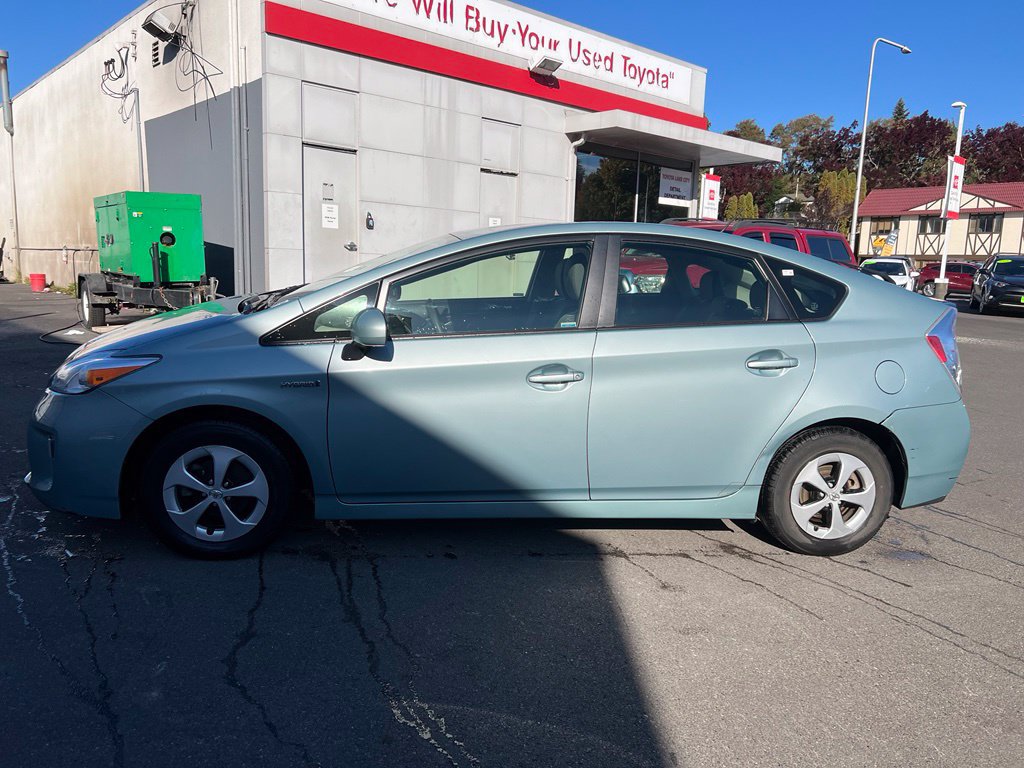 Used 2012 Toyota Prius Two FWD image 6