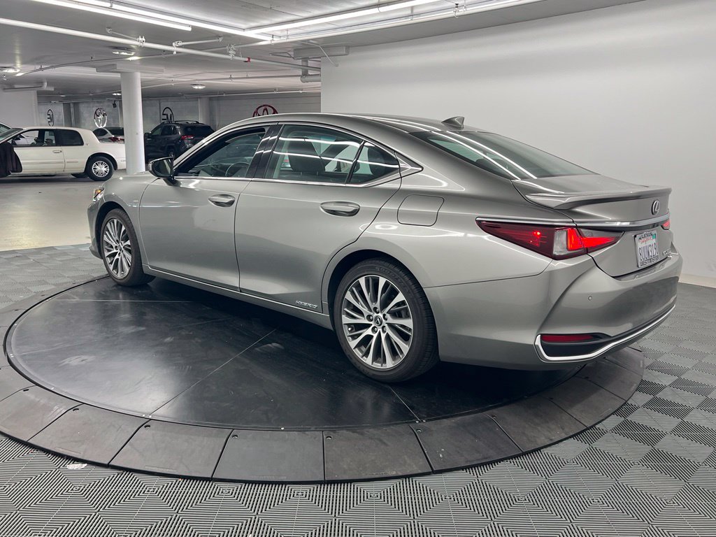 Used 2021 Lexus ES 300h w/ Premium Package FWD image 5