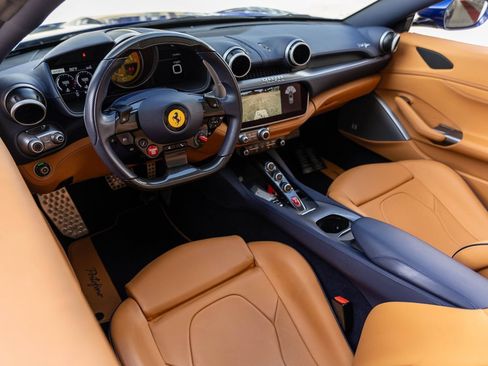 Used 2019 Ferrari Portofino RWD image 26