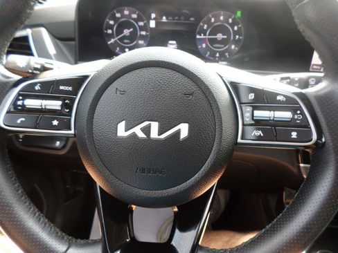 Used 2024 Kia Seltos SX w/ SX Sunroof Package AWD/4WD image 31