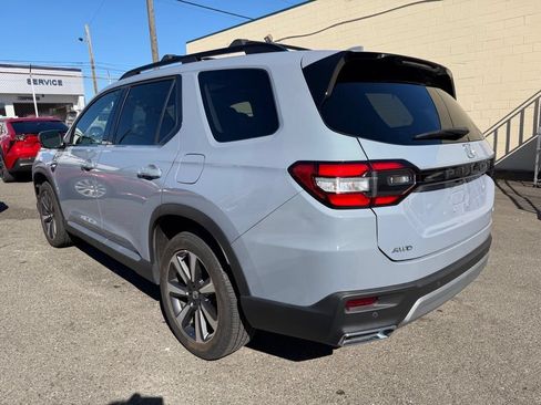 Used 2023 Honda Pilot Elite image 5