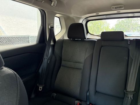 Used 2025 Nissan Rogue SV AWD/4WD image 40