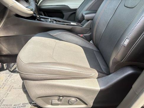 Used 2023 Jeep Compass Limited AWD/4WD image 12