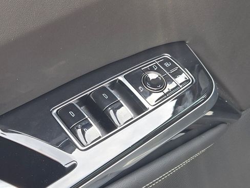 New 2026 Cadillac Escalade Luxury image 25