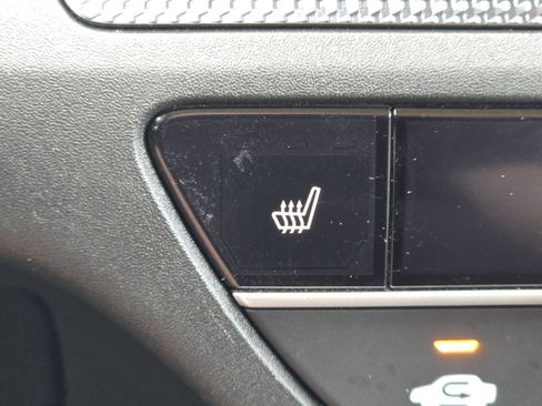 Used 2023 Honda CR-V EX image 7